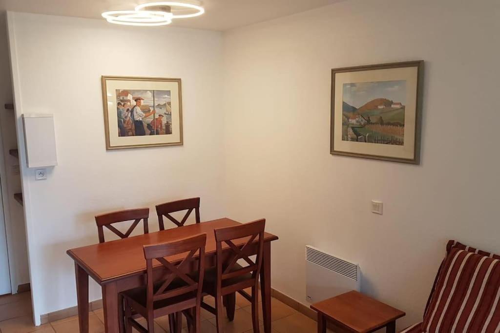 Апартаменти 1-Appt Avec Piscine A St-Jean Pays-Basque Uhart-Cize Екстер'єр фото